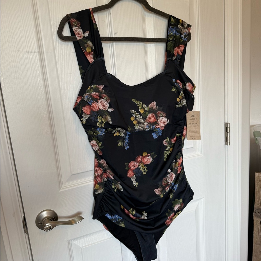 Albion Floral Off-Shoulder Swimsuit - Picture 2 of 7